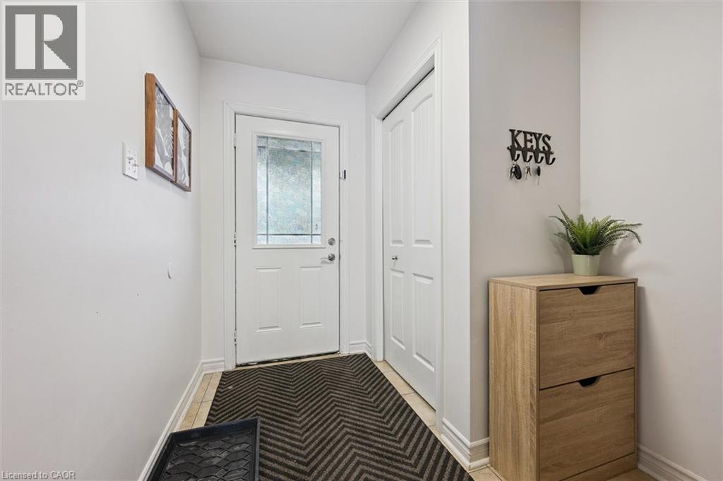 












91 LAMBETH Way

,
Guelph,




Ontario
N1L0H1

