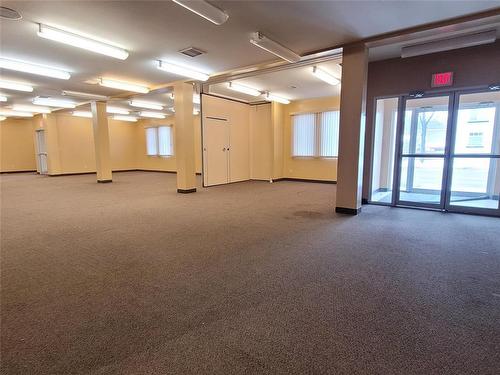 Large open area but could be converted to smaller office, multi-use space