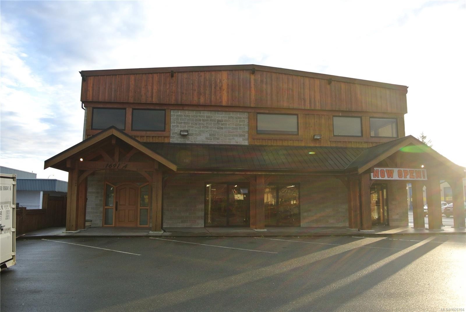 









1691


Willow

St,
Campbell River,




BC
V9W 3M8

