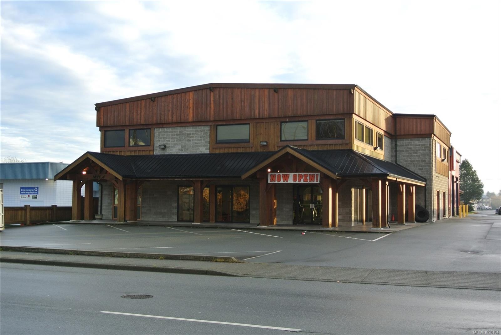 









1691


Willow

St,
Campbell River,




BC
V9W 3M8


