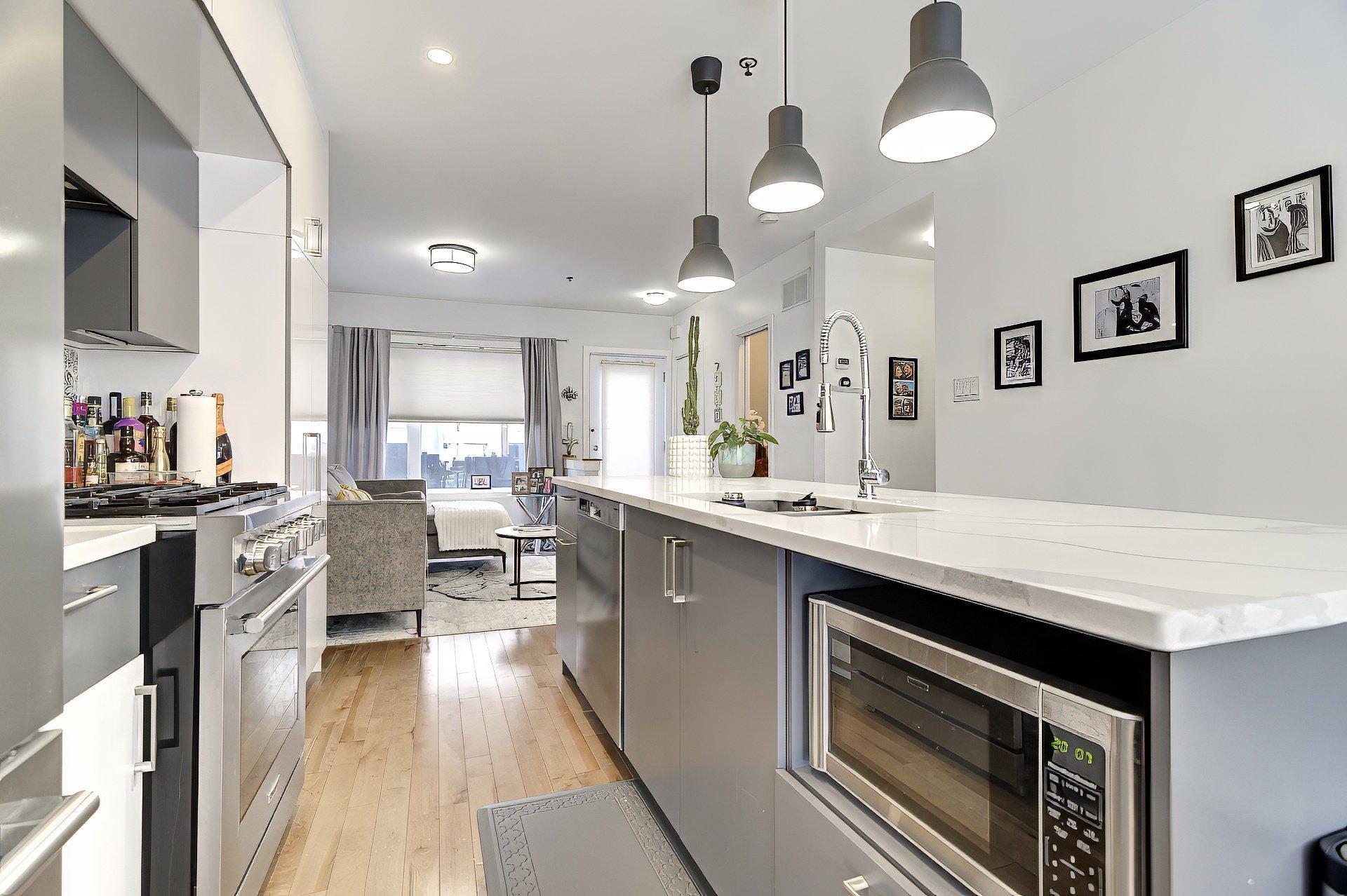 









79Z


Rue Provost

,
Montréal (Lachine),




QC
H8S1L3

