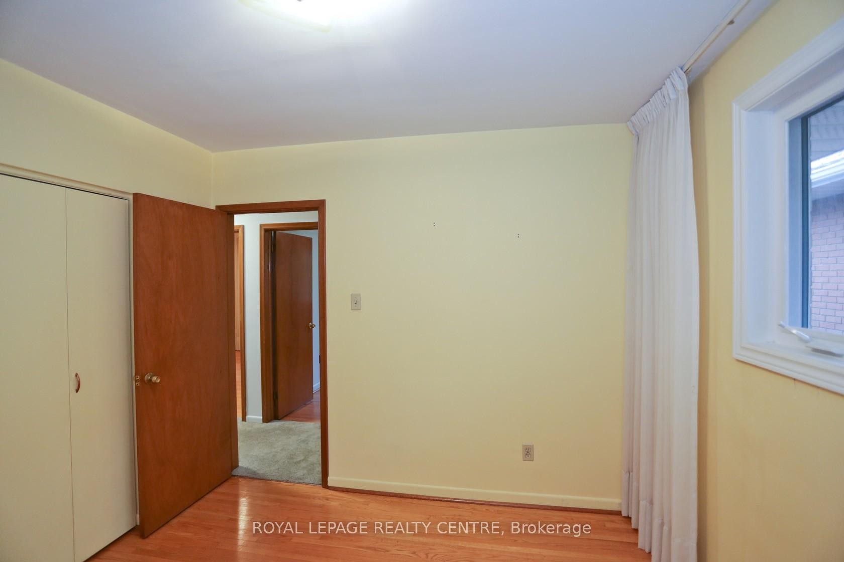 









2341


Genevieve

Drive,
Mississauga,




ON
L5A 2M2

