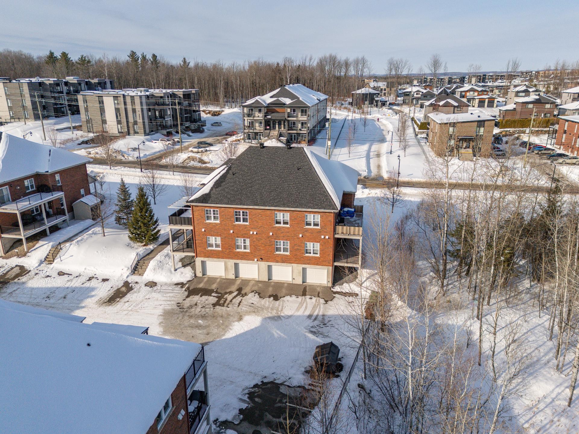 









1150


Rue Albert-Charpentier

, 203,
Sherbrooke (Les Nations),




QC
J1L0E3


