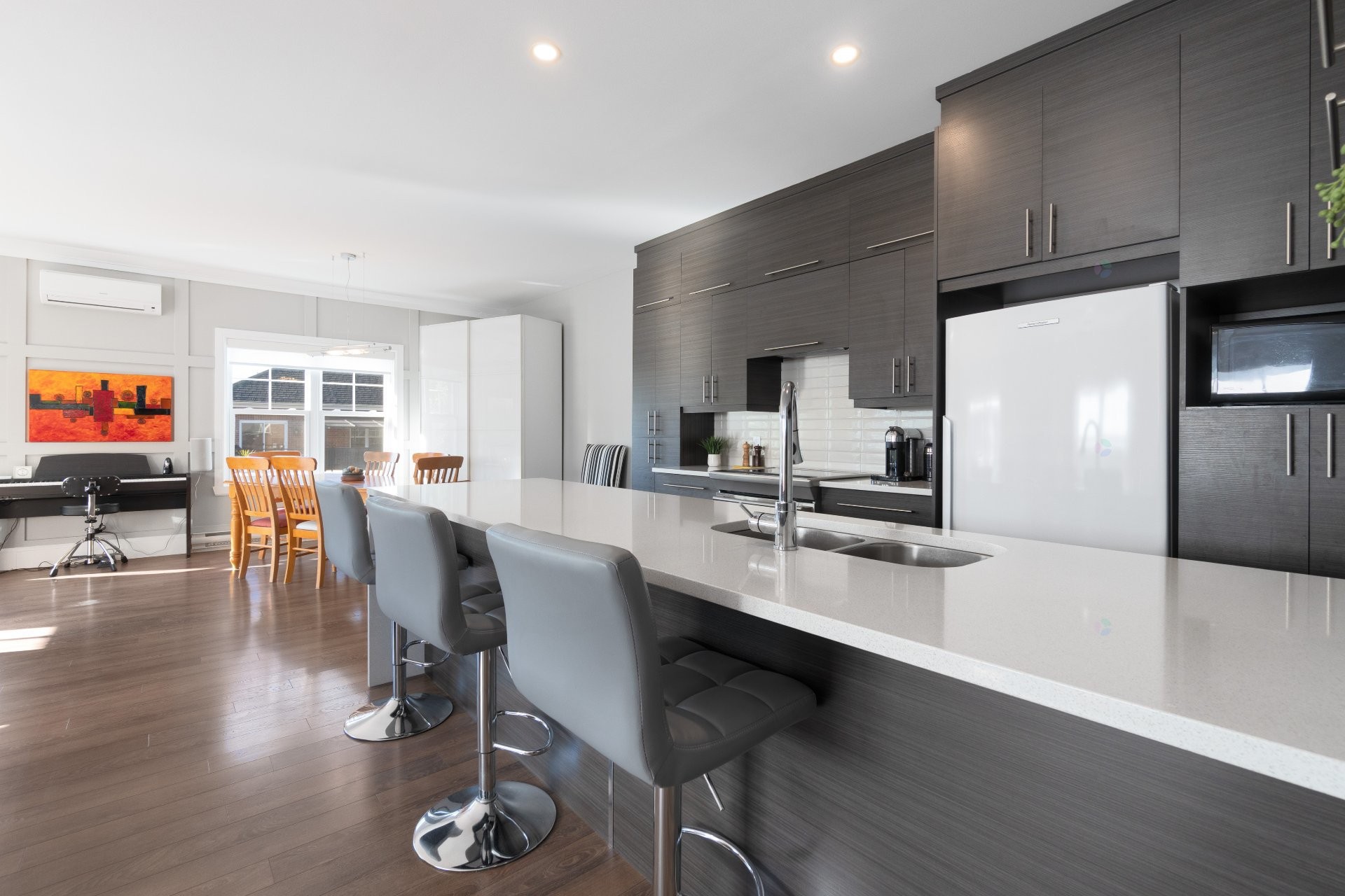 









1150


Rue Albert-Charpentier

, 203,
Sherbrooke (Les Nations),




QC
J1L0E3

