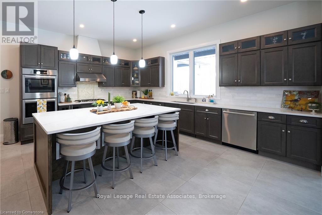 












8 - 325 MCLEAN SCHOOL ROAD

,
Brant,




Ontario
N0E1N0

