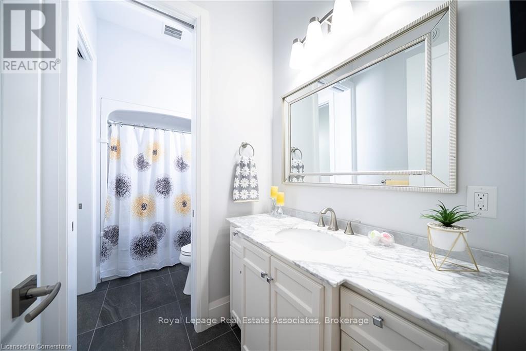 












8 - 325 MCLEAN SCHOOL ROAD

,
Brant,




Ontario
N0E1N0

