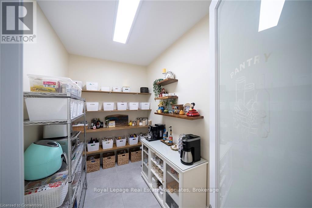 












8 - 325 MCLEAN SCHOOL ROAD

,
Brant,




Ontario
N0E1N0

