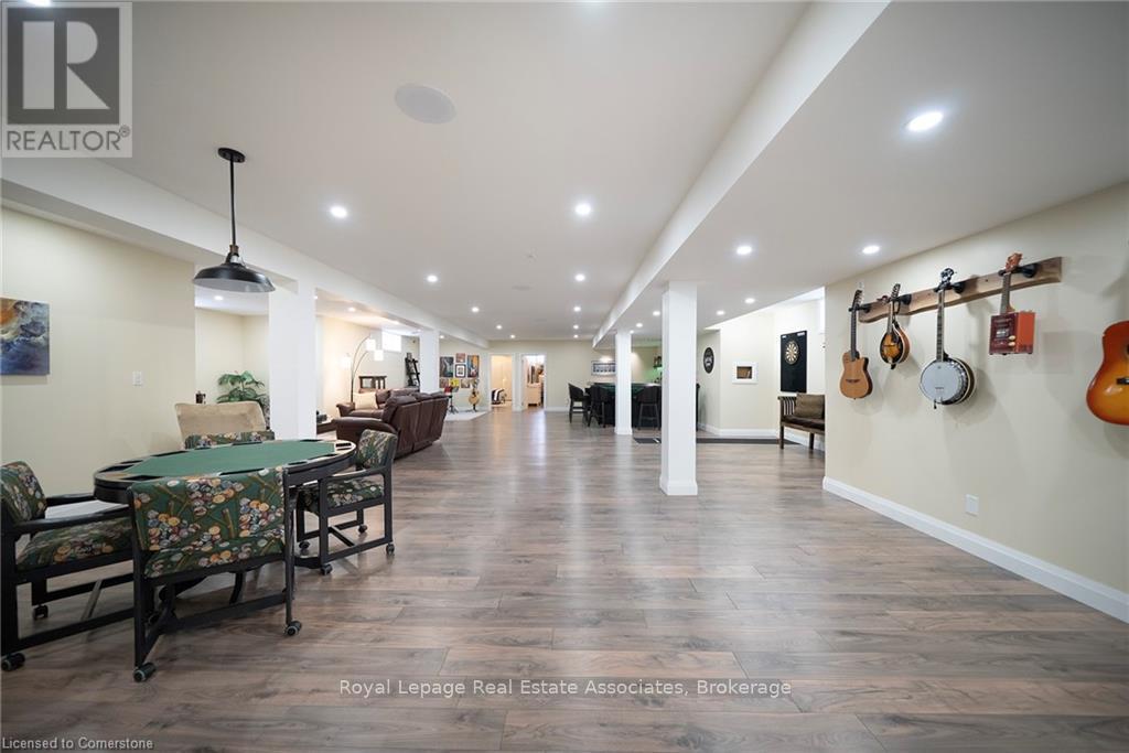 












8 - 325 MCLEAN SCHOOL ROAD

,
Brant,




Ontario
N0E1N0

