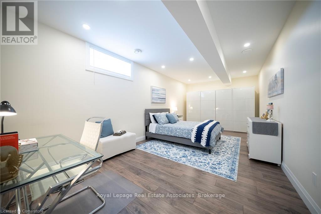 












8 - 325 MCLEAN SCHOOL ROAD

,
Brant,




Ontario
N0E1N0

