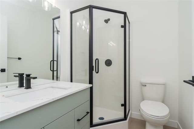 









1975


Ross

AVE,
Winnipeg,




MB
R2R 0E8

