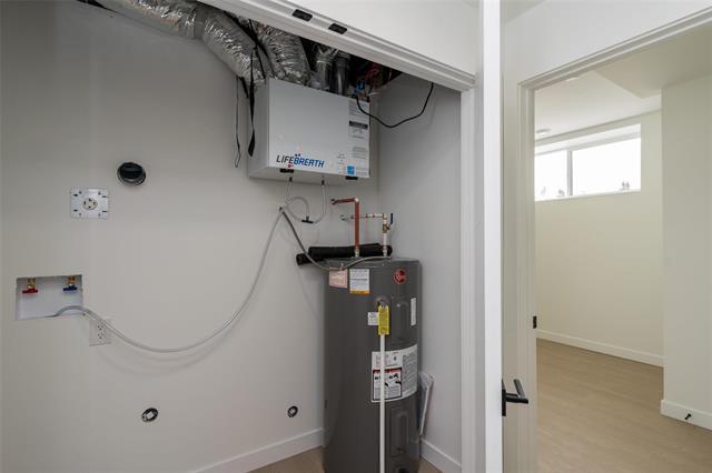 









1975


Ross

AVE,
Winnipeg,




MB
R2R 0E8

