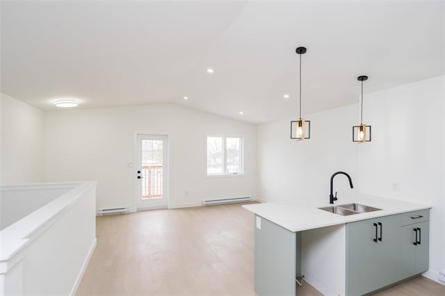 









1975


Ross

AVE,
Winnipeg,




MB
R2R 0E8

