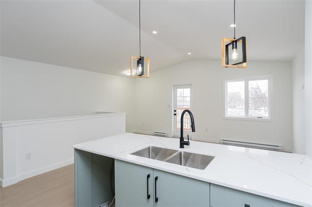 









1975


Ross

AVE,
Winnipeg,




MB
R2R 0E8

