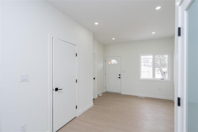 









1975


Ross

AVE,
Winnipeg,




MB
R2R 0E8

