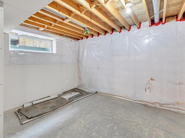 









7


Degner

PL,
Winnipeg,




MB
R2R 1R9

