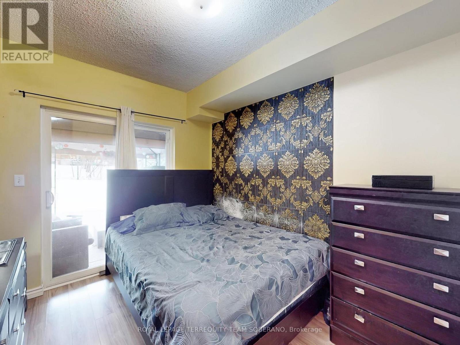 












1028 - 3039 FINCH AVENUE W

,
Toronto,




Ontario
M9M0A4

