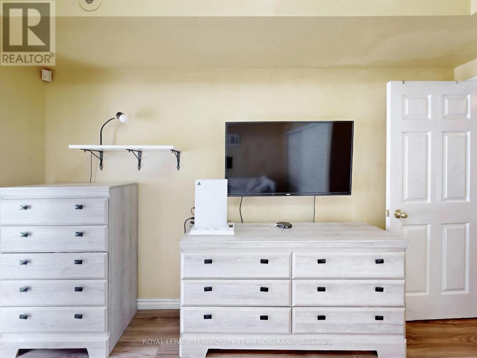 












1028 - 3039 FINCH AVENUE W

,
Toronto,




Ontario
M9M0A4

