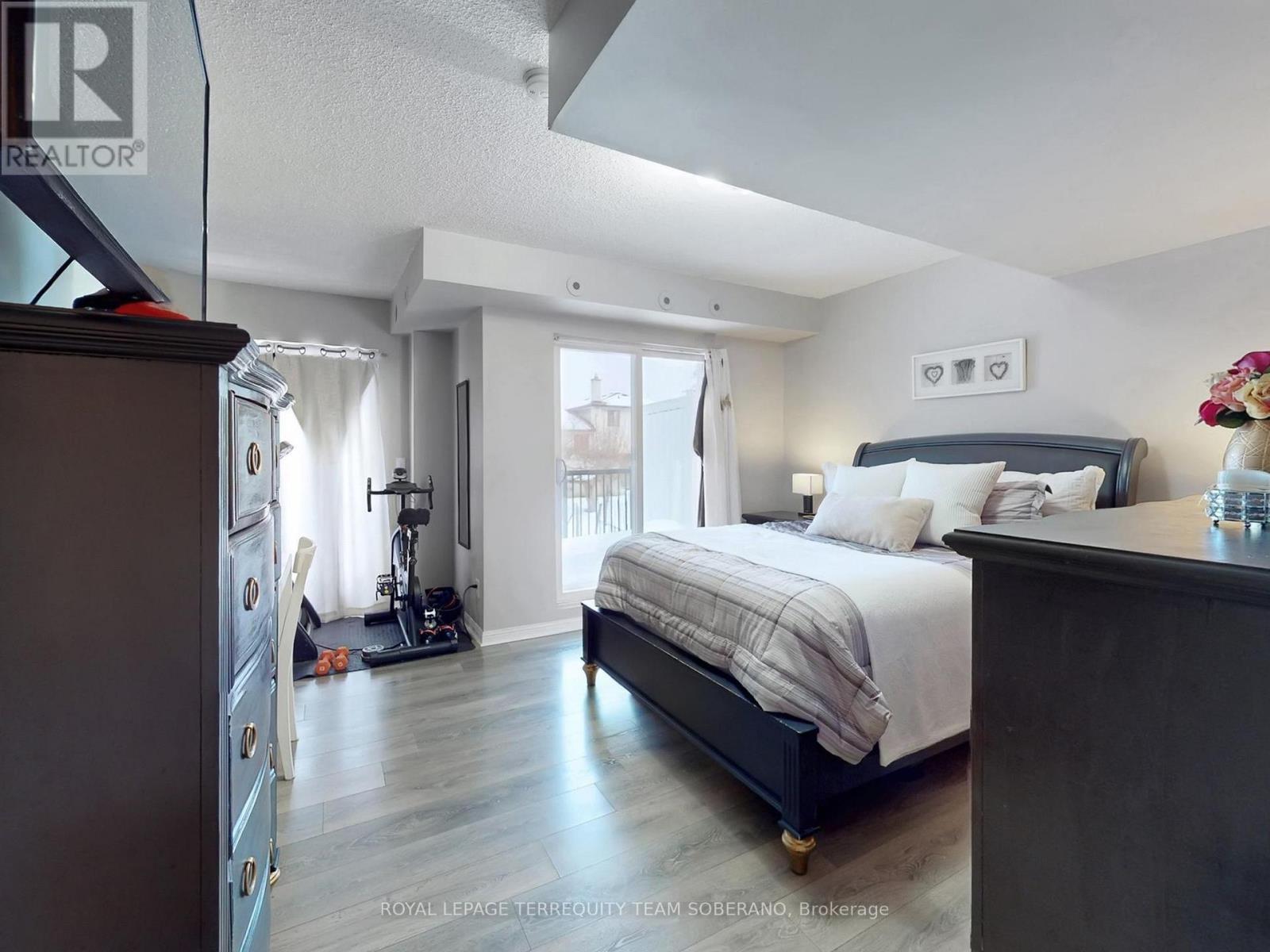 












1028 - 3039 FINCH AVENUE W

,
Toronto,




Ontario
M9M0A4

