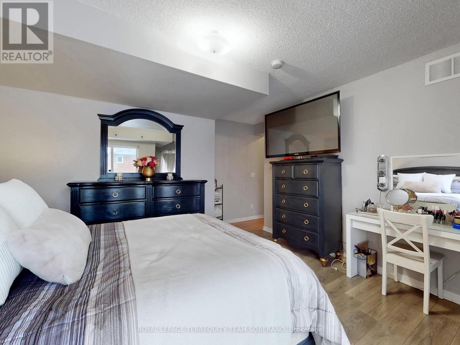 












1028 - 3039 FINCH AVENUE W

,
Toronto,




Ontario
M9M0A4

