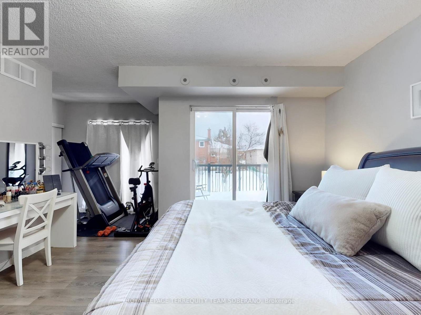 












1028 - 3039 FINCH AVENUE W

,
Toronto,




Ontario
M9M0A4

