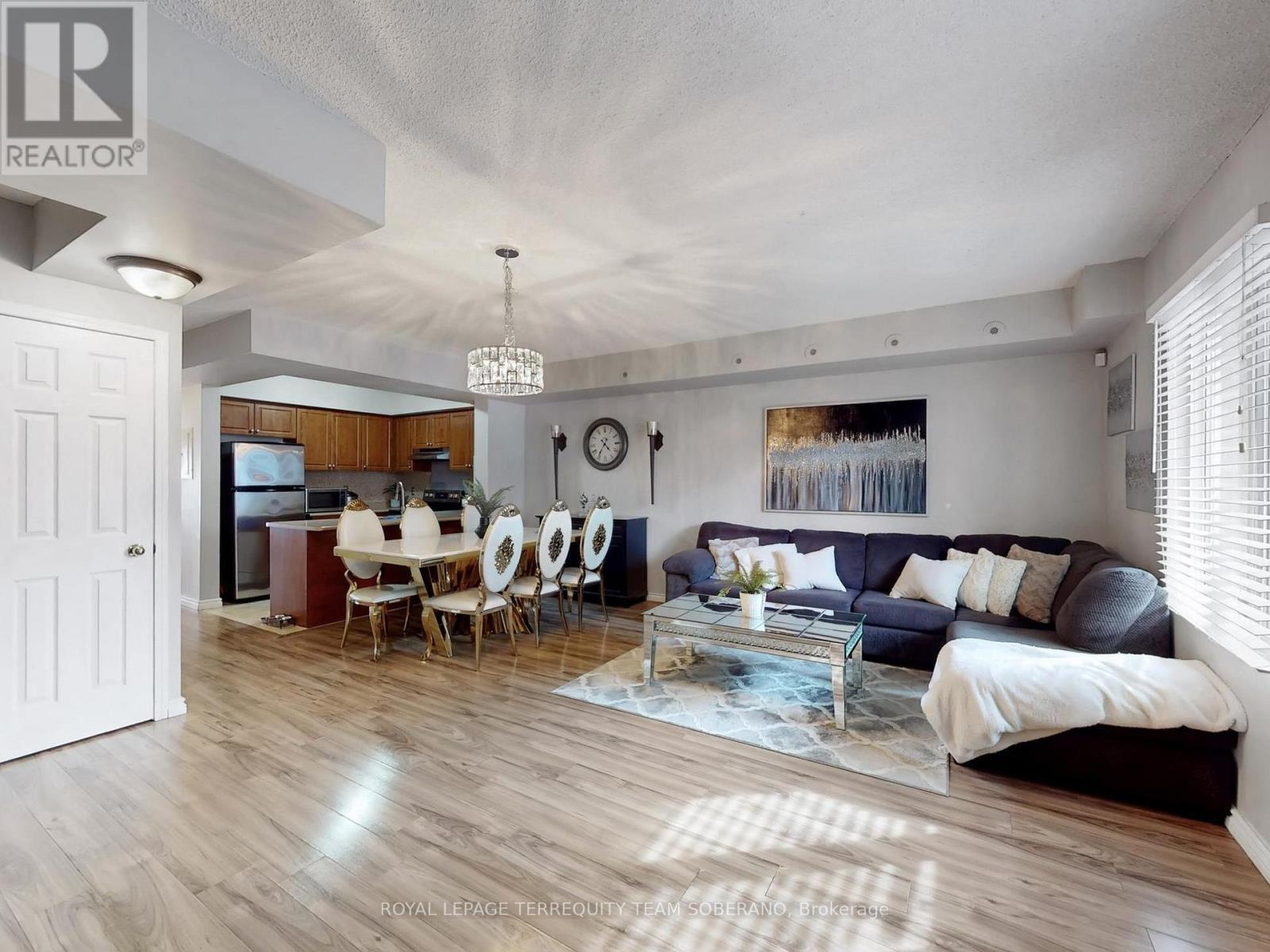 












1028 - 3039 FINCH AVENUE W

,
Toronto,




Ontario
M9M0A4

