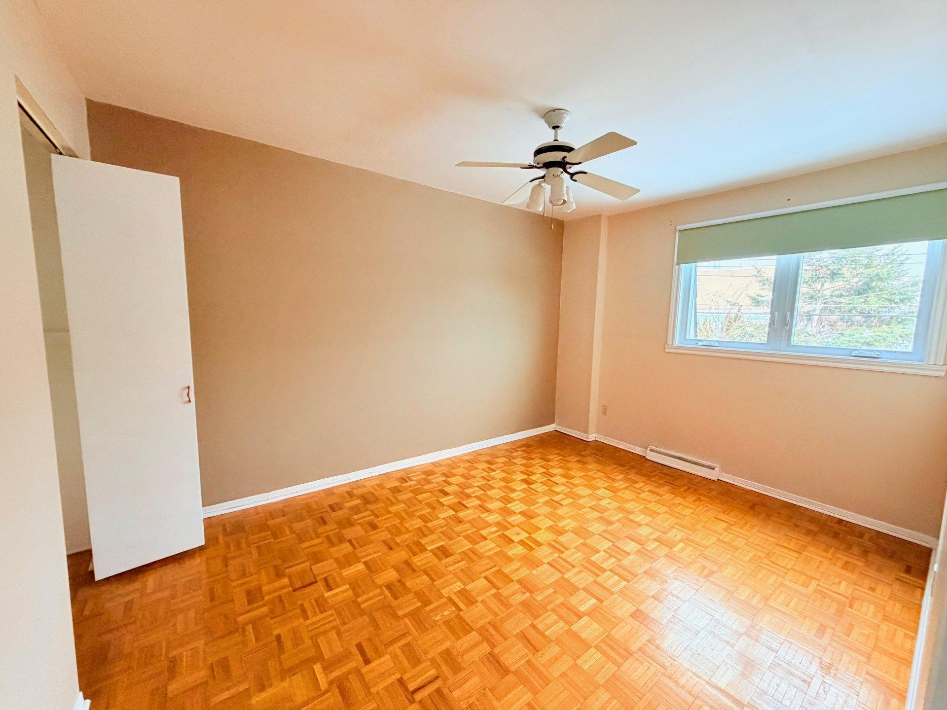 









4455


Rue Jolicoeur

,
Dollard-des-Ormeaux,




QC
H9H2B1

