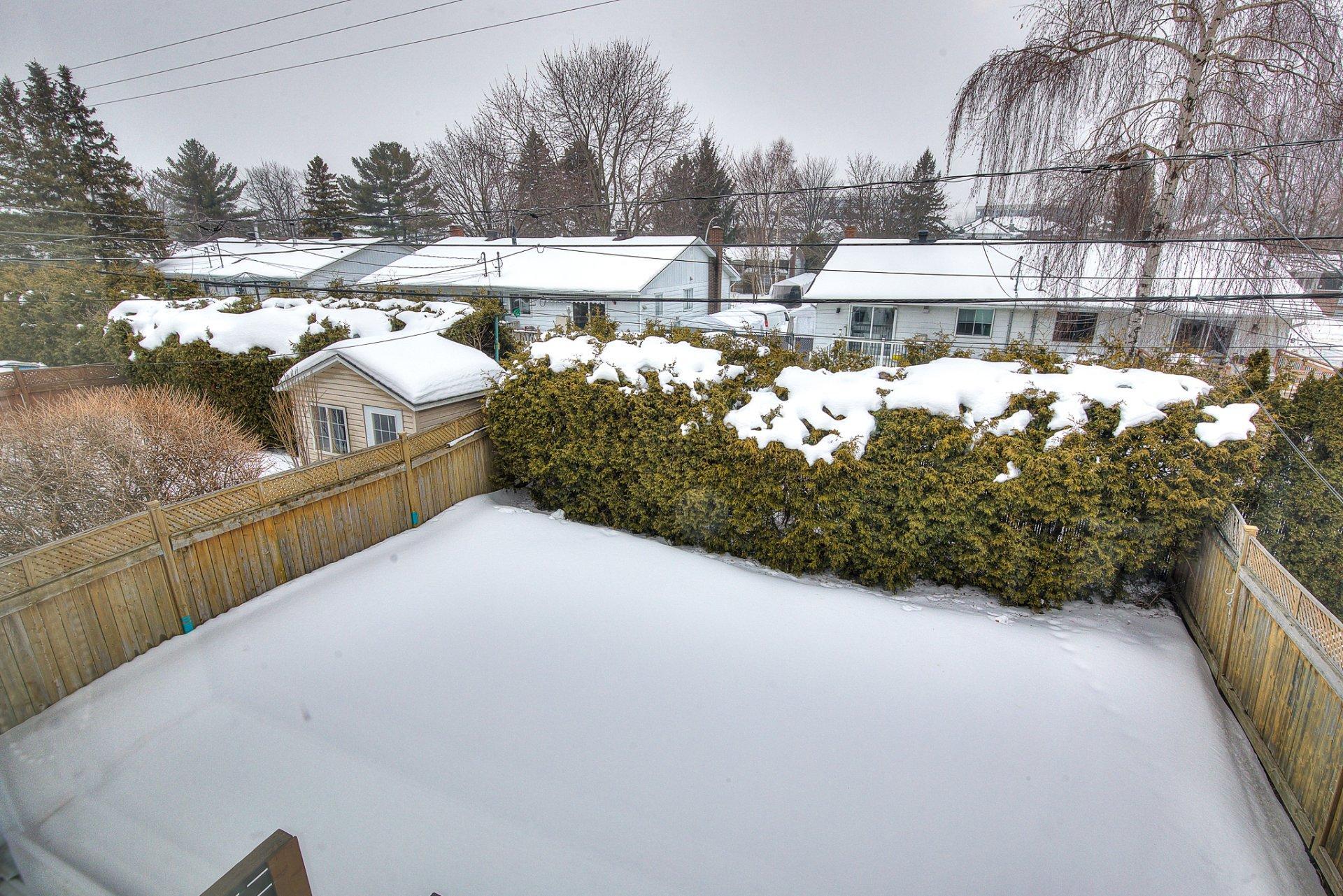 









1120


Rue des Chrysanthèmes

,
Laval (Sainte-Dorothée),




QC
H7X4B7

