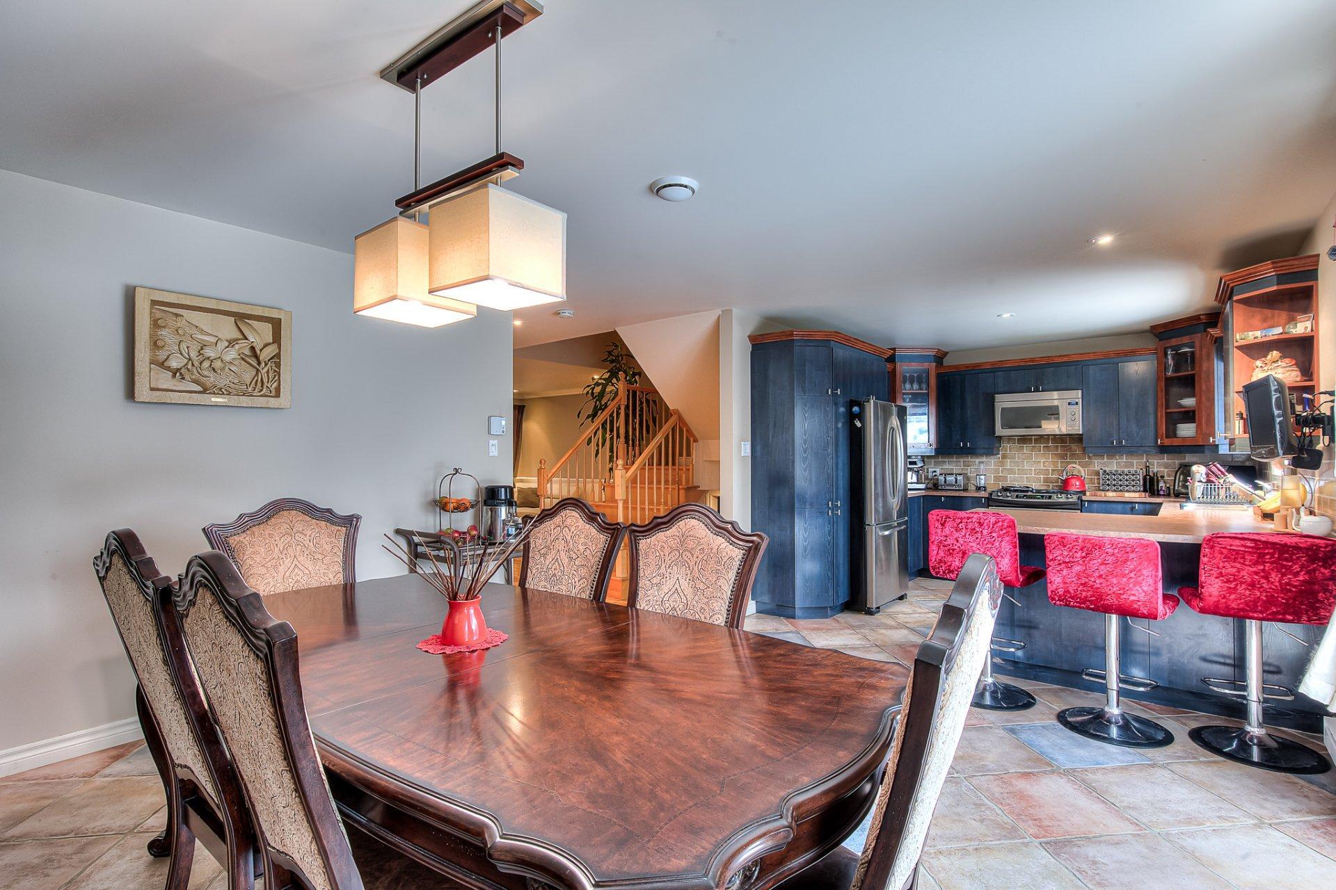 









1120


Rue des Chrysanthèmes

,
Laval (Sainte-Dorothée),




QC
H7X4B7

