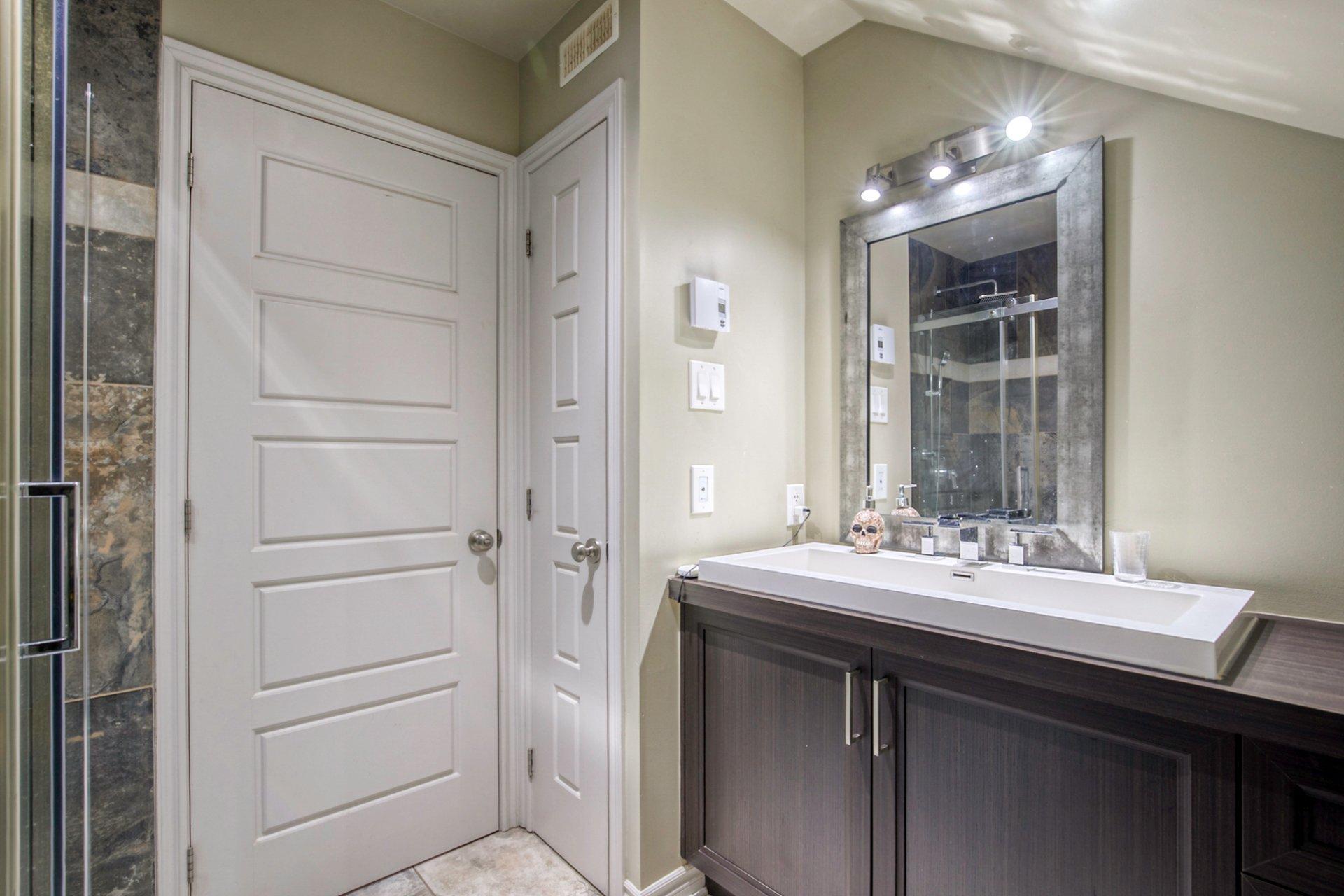 









191


25e Rue O.

, 2,
Venise-en-Québec,




QC
J0J2K0

