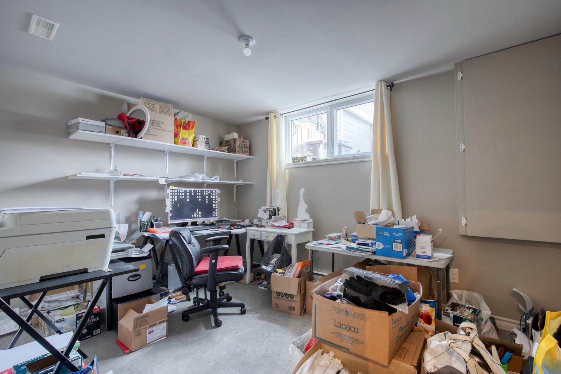 









191


25e Rue O.

, 2,
Venise-en-Québec,




QC
J0J2K0

