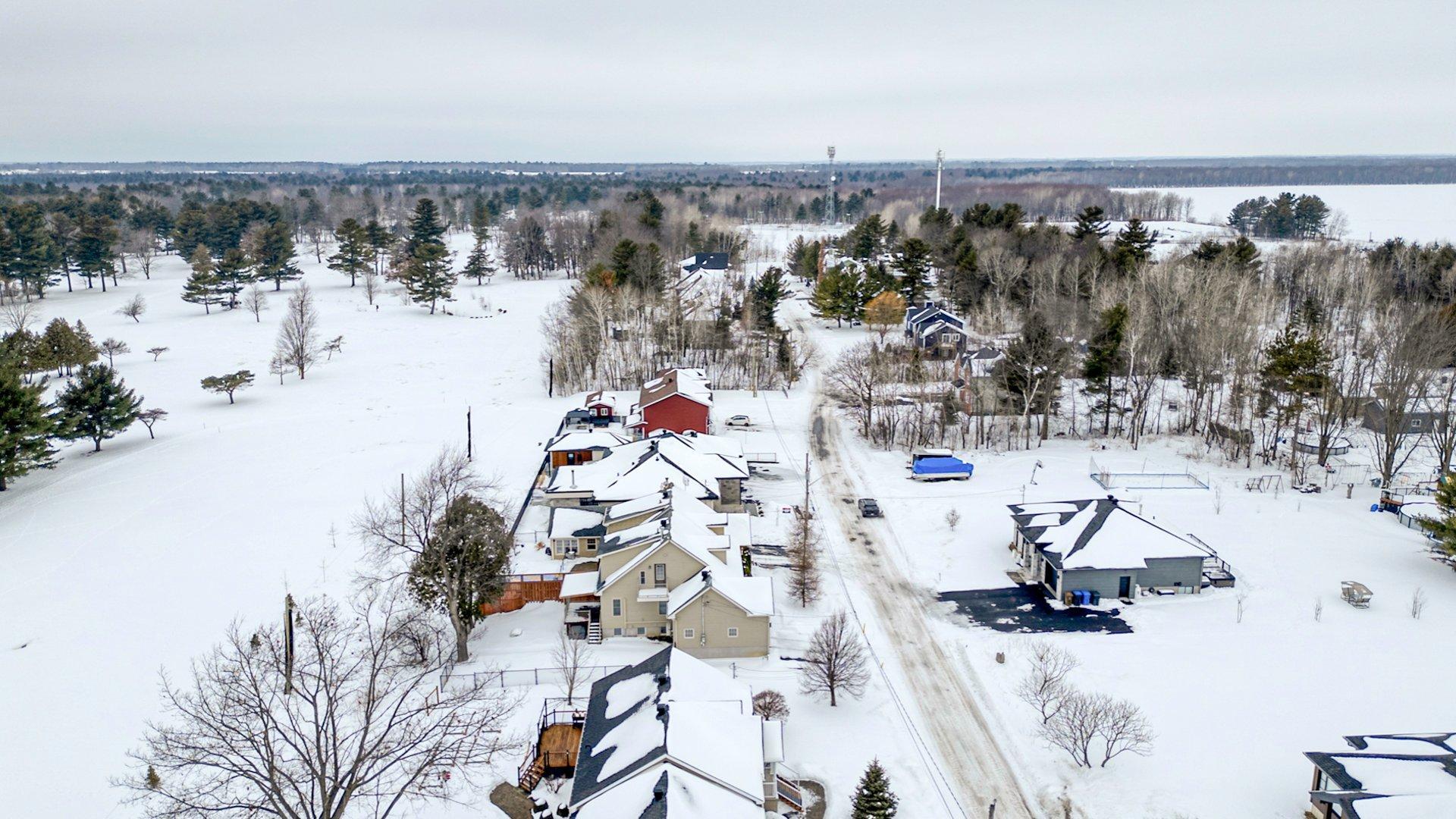 









191


25e Rue O.

, 2,
Venise-en-Québec,




QC
J0J2K0

