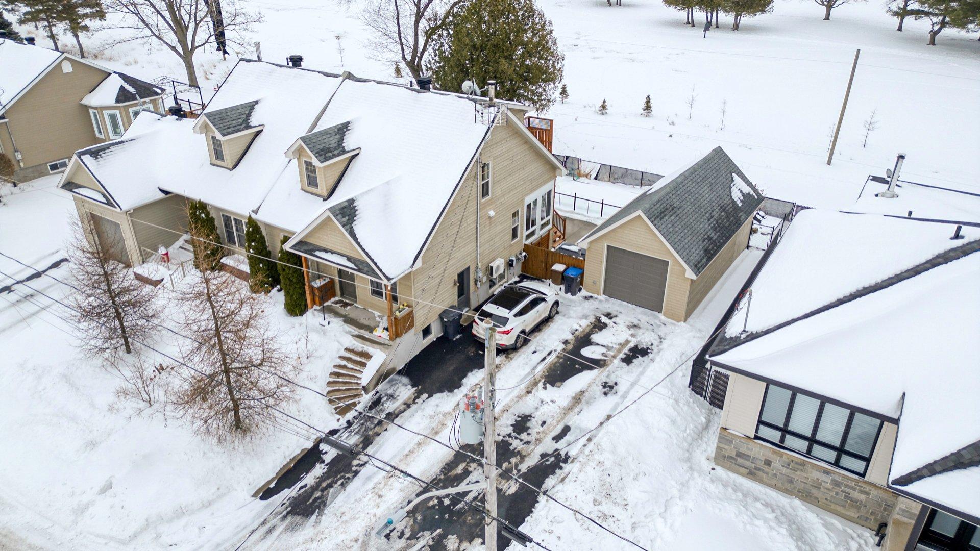 









191


25e Rue O.

, 2,
Venise-en-Québec,




QC
J0J2K0

