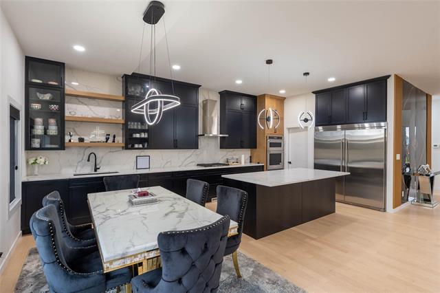 









212


River Trail

DR,
West St Paul,




MB
R4A 1A1

