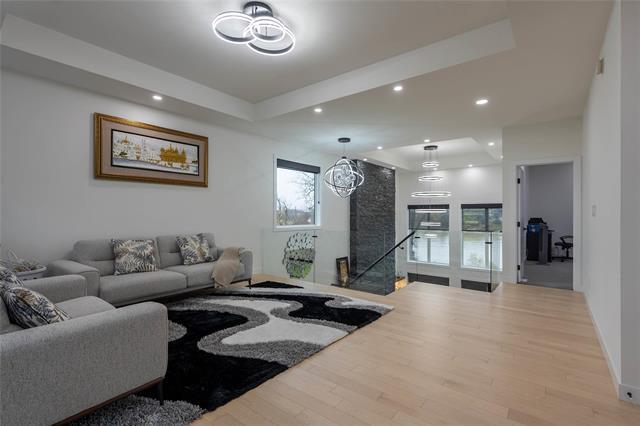 









212


River Trail

DR,
West St Paul,




MB
R4A 1A1

