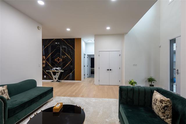 









212


River Trail

DR,
West St Paul,




MB
R4A 1A1

