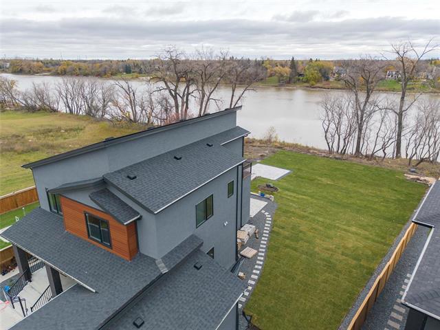 









212


River Trail

DR,
West St Paul,




MB
R4A 1A1

