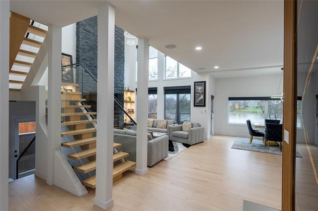 









212


River Trail

DR,
West St Paul,




MB
R4A 1A1

