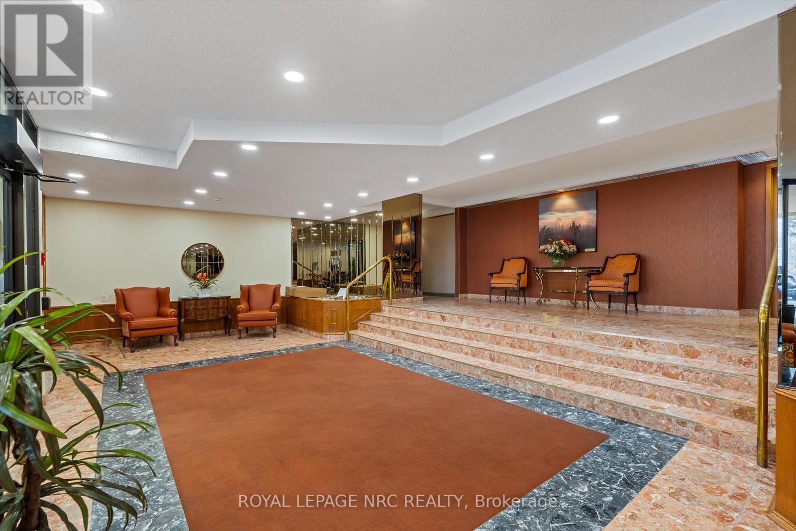 












303 - 3 TOWERING HTS BOULEVARD

,
St. Catharines (Glendale/Glenridge),




Ontario
L2T4A4

