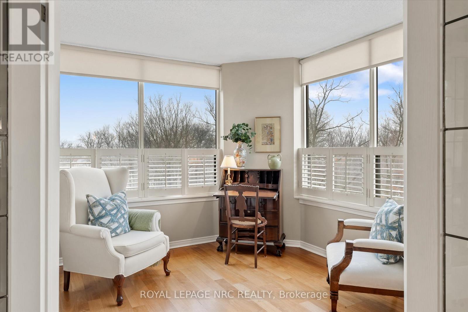 












303 - 3 TOWERING HTS BOULEVARD

,
St. Catharines (Glendale/Glenridge),




Ontario
L2T4A4

