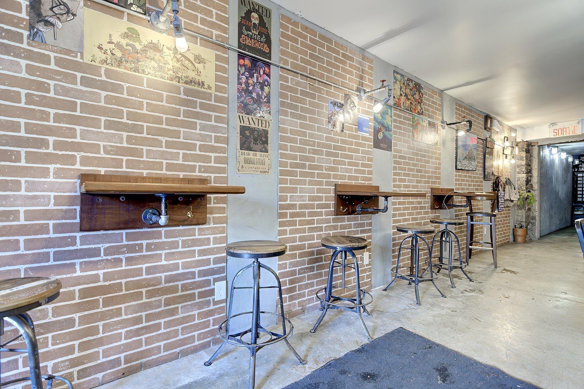 









3460A


Av. du Parc

,
Montréal (Ville-Marie),




QC
H2X2H5

