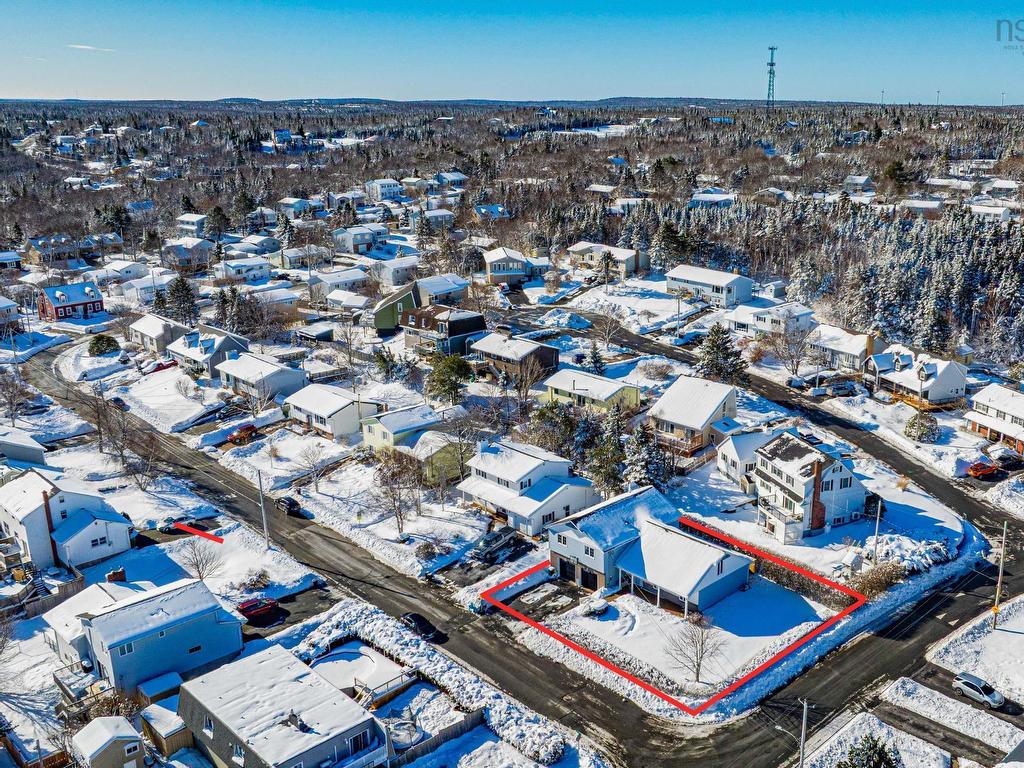 












114 Essex Drive

,
Herring Cove,




NS
B3V 1H9

