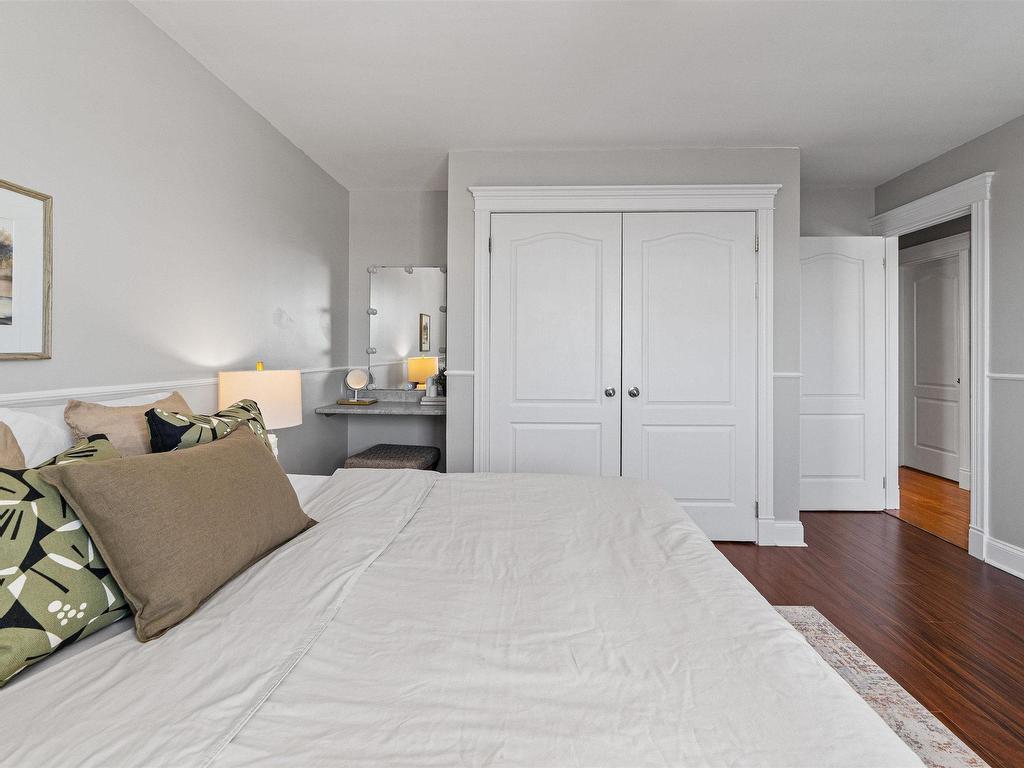 












114 Essex Drive

,
Herring Cove,




NS
B3V 1H9

