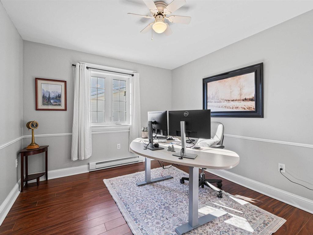 












114 Essex Drive

,
Herring Cove,




NS
B3V 1H9

