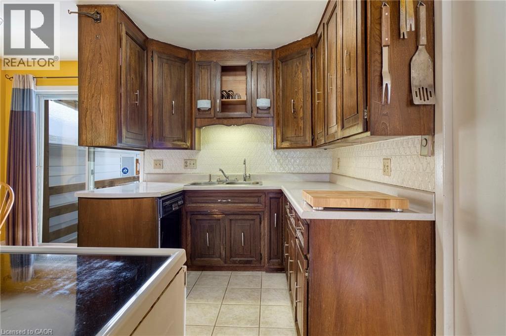 












30 WILLIAMS Street

,
New Hamburg,




Ontario
N3A2C4

