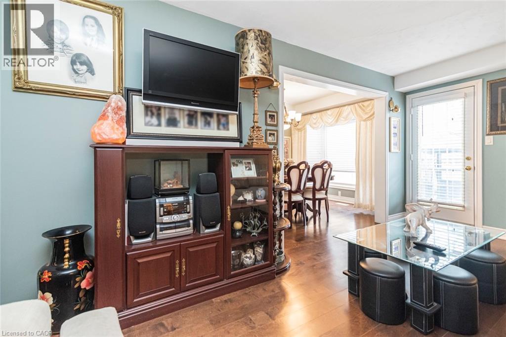 












255 MOUNT ALBION Road Unit# 22

,
Hamilton,




Ontario
L8K6P7

