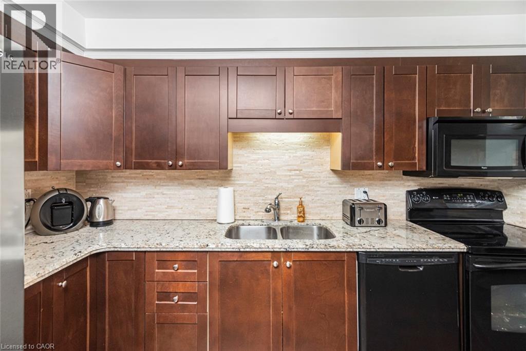 












255 MOUNT ALBION Road Unit# 22

,
Hamilton,




Ontario
L8K6P7

