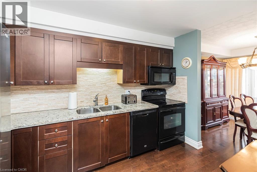 












255 MOUNT ALBION Road Unit# 22

,
Hamilton,




Ontario
L8K6P7

