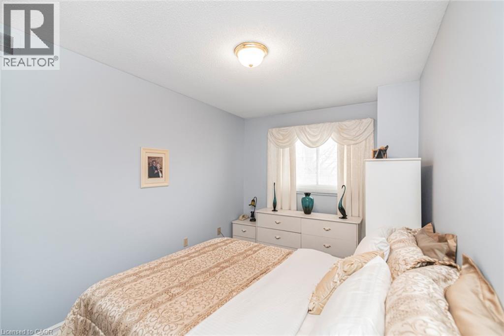 












255 MOUNT ALBION Road Unit# 22

,
Hamilton,




Ontario
L8K6P7

