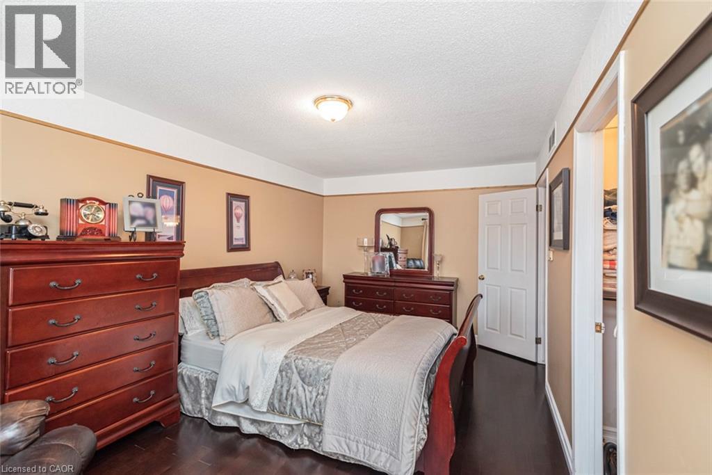 












255 MOUNT ALBION Road Unit# 22

,
Hamilton,




Ontario
L8K6P7

