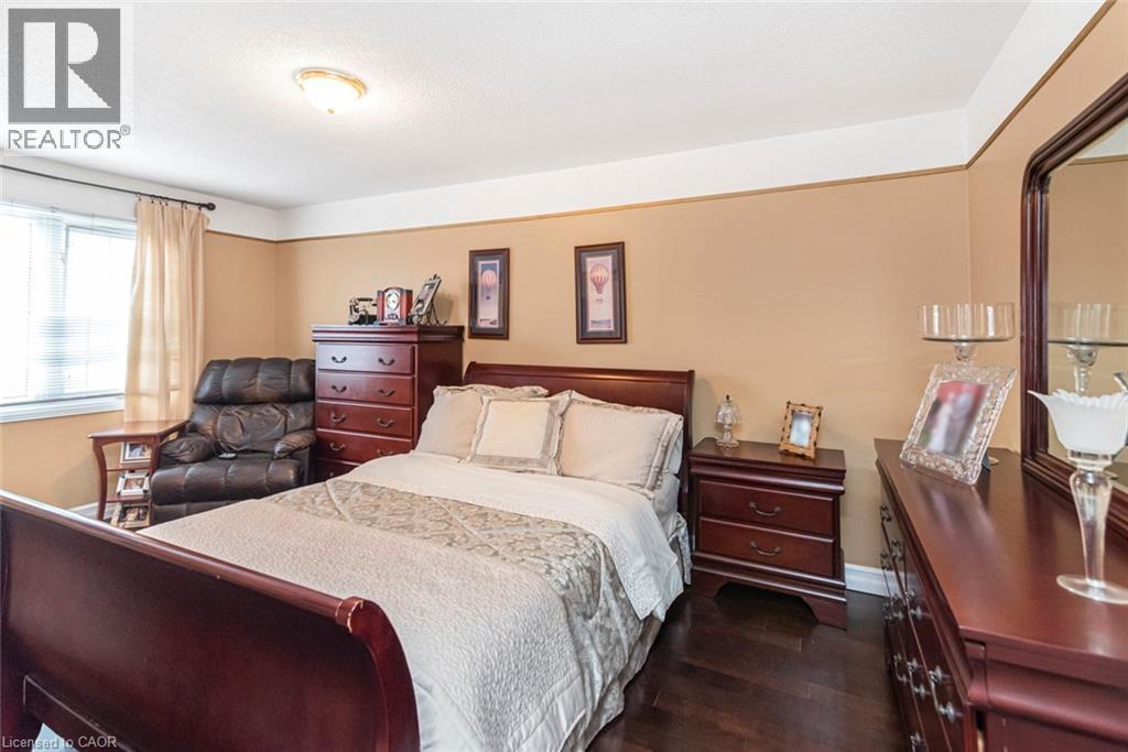 












255 MOUNT ALBION Road Unit# 22

,
Hamilton,




Ontario
L8K6P7

